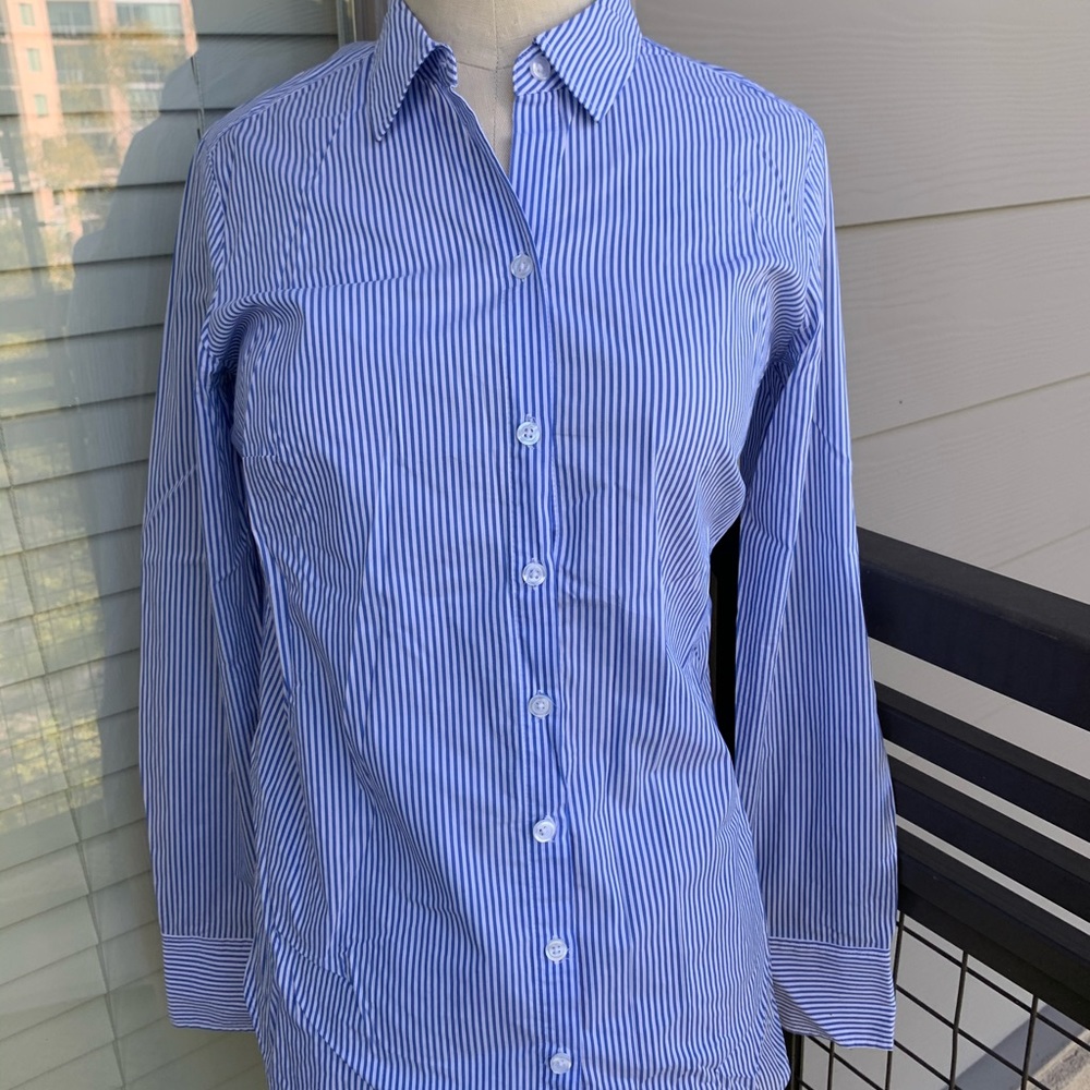 Ann Taylor Blue & White Striped Button-Down